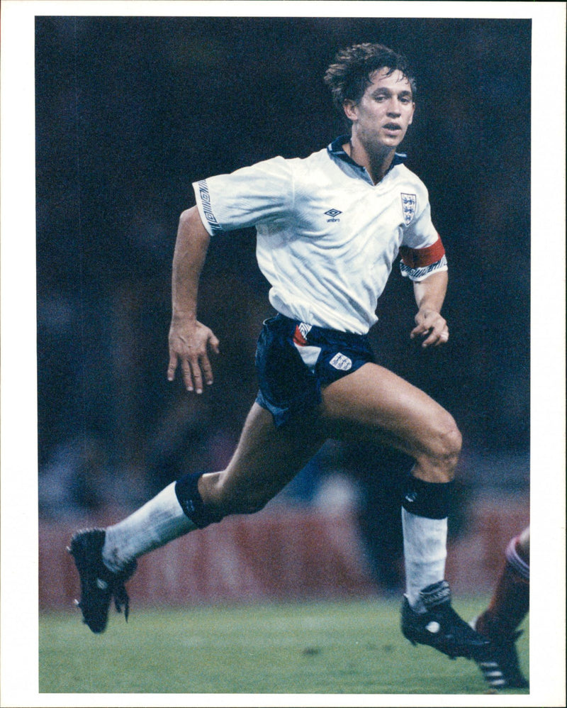 Gary Lineker, football. - Vintage Photograph