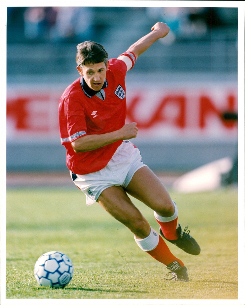 Gary Lineker, football. - Vintage Photograph