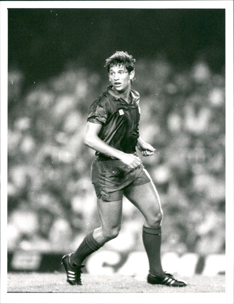 Gary Lineker, football. - Vintage Photograph