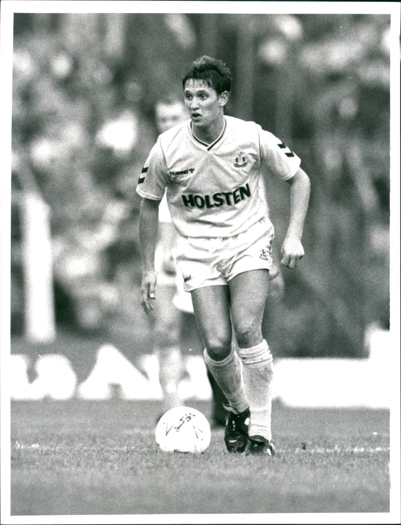 Gary Lineker, football. - Vintage Photograph