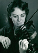 1985 EARLY MUSIC - Vintage Photograph