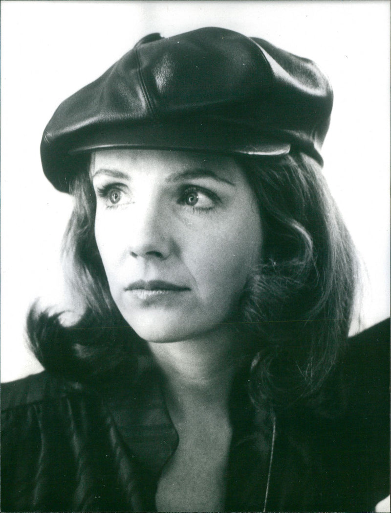 Jill Clayburgh - Vintage Photograph