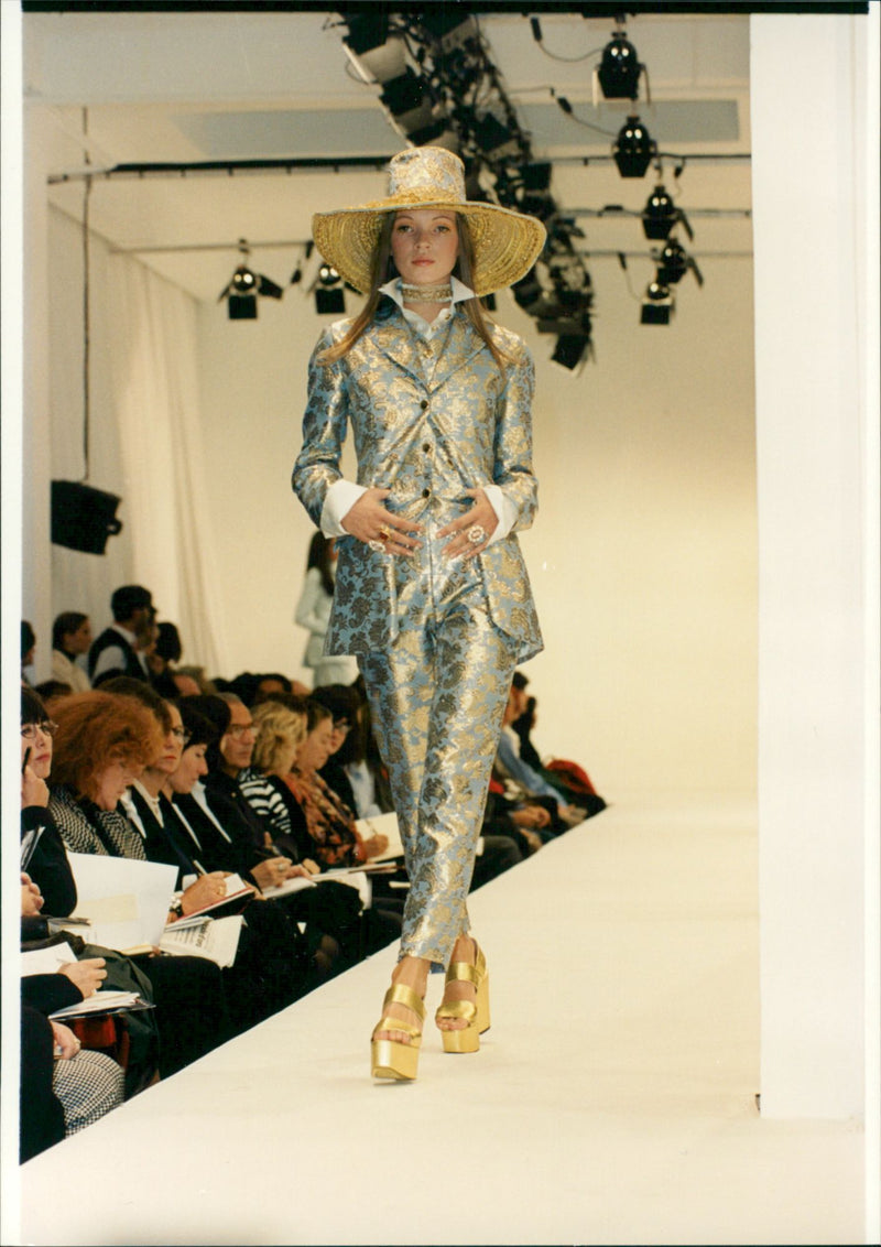 Models, The Hippy Strail - Vintage Photograph