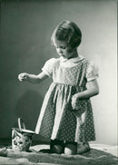 The sweet model   light blue cotton - Vintage Photograph