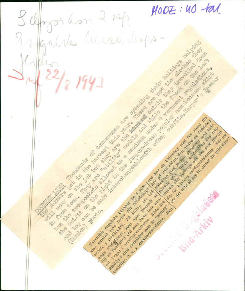 Two-piece dress of utility" models - Vintage Photograph