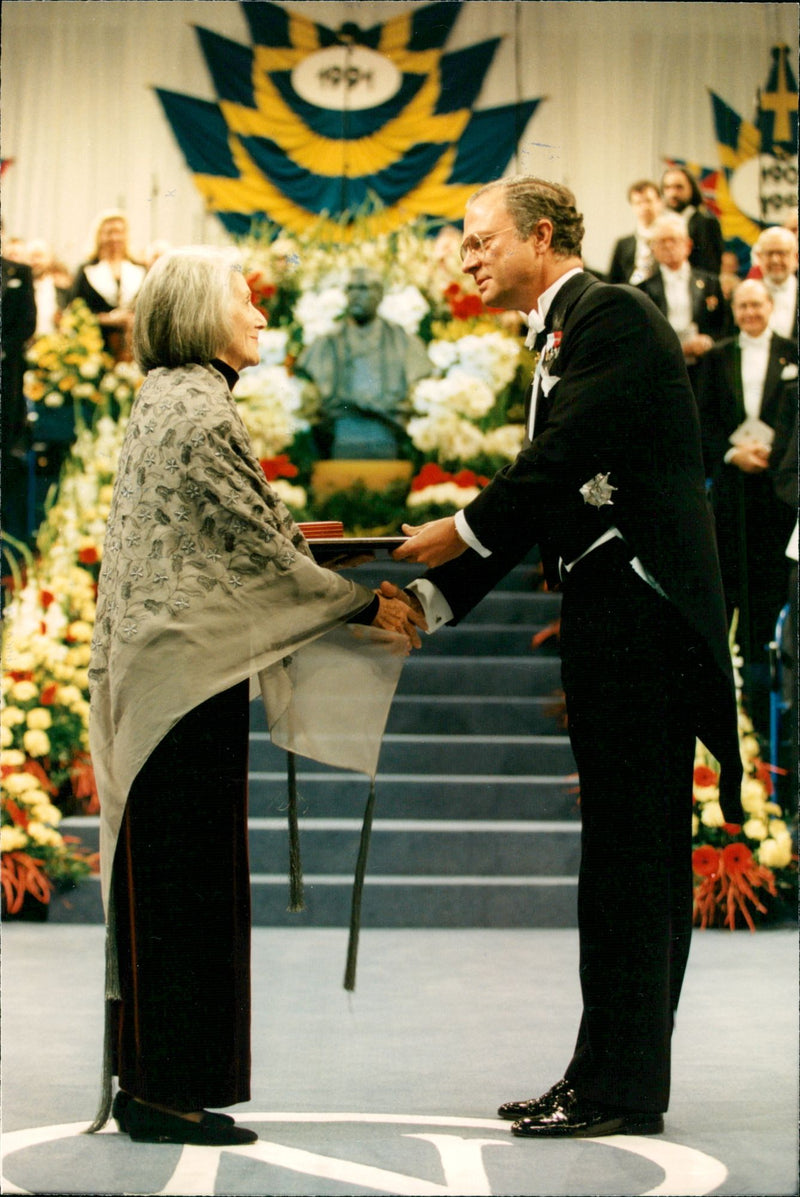 King Carl XVI Gustaf Handed the Medal to 1991 Nobel Prize Winner in Literature Nadine Gordimer - Vintage Photograph