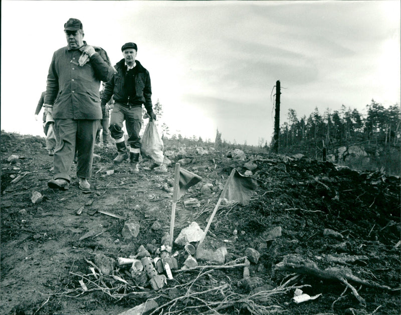 FEW FULL AFTER THISVARET DECADES JUST RUNAWAY GRENADES AND - Vintage Photograph
