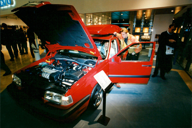 Volvo 850 GLT - Vintage Photograph