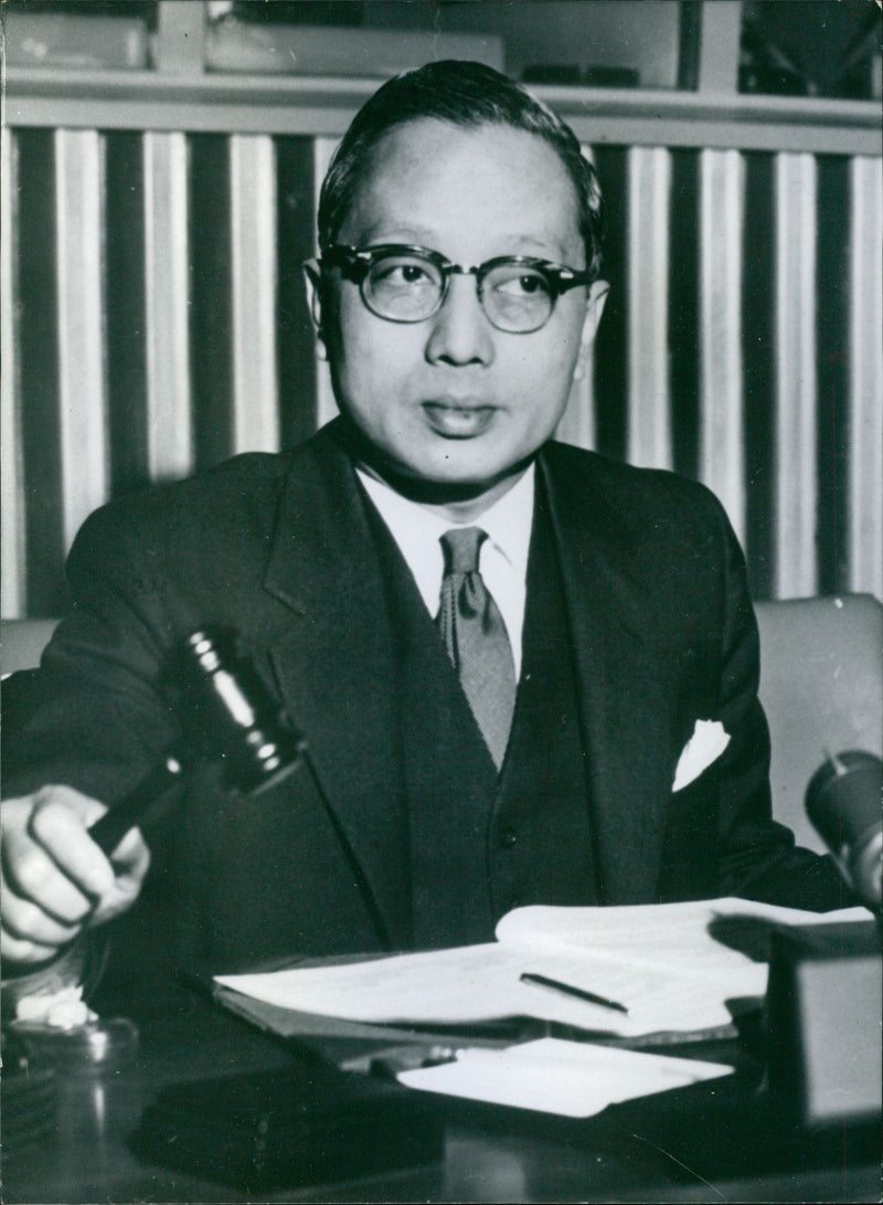 1961 UNITED NATIONAL BECAME RUSSIA SONGWRITER - Vintage Photograph