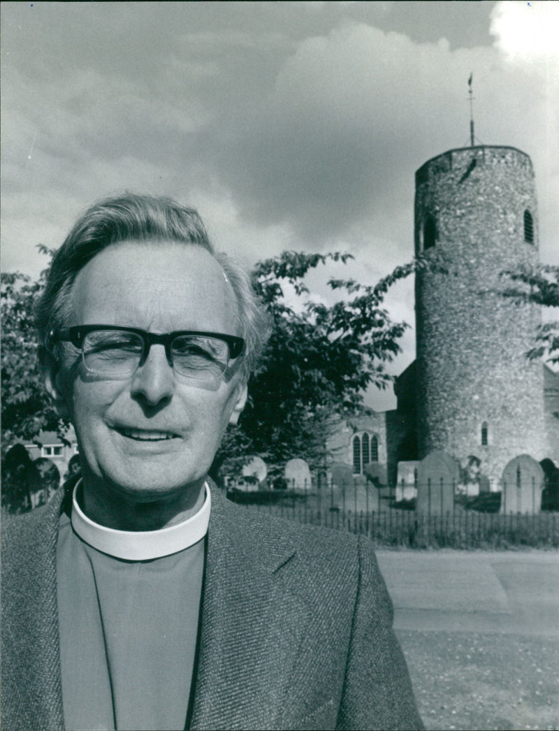 Rev. Hadleigh Davies - Vintage Photograph