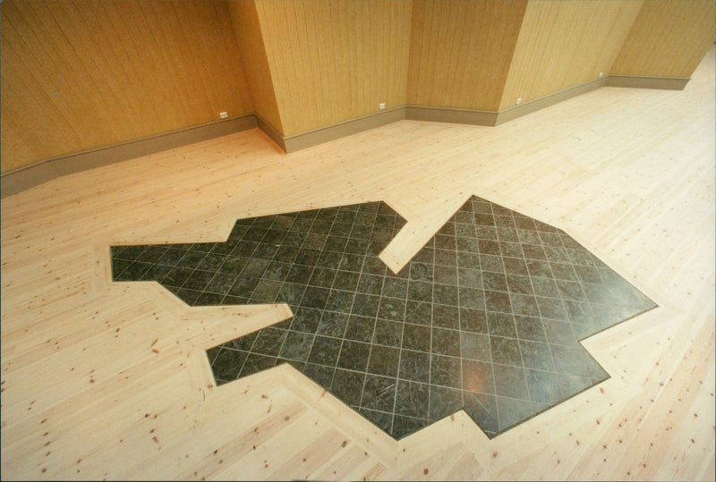 1997 NATURE RESERVED PROTECTED TELEPHONE SWEDEN RESPONSIBLE NYGREN LENNART - Vintage Photograph