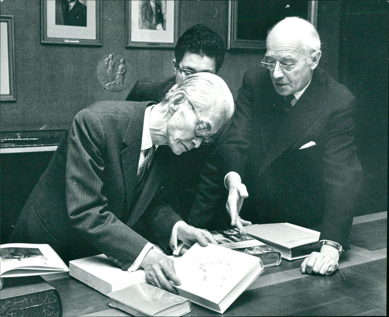 Nobel Laureate Yasunari Kawabata with interpreter along with envoy Nils StÃ¥hle - Vintage Photograph