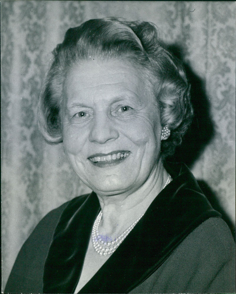 Edith Summerskill, Baroness Summerskill - Vintage Photograph