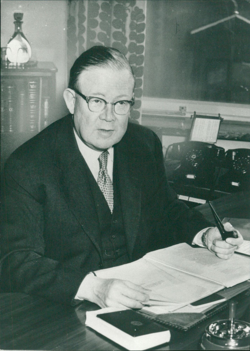 Bertil Kugelberg, former SAF manager. - Vintage Photograph