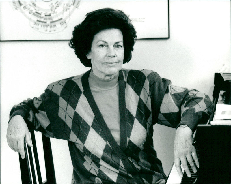 Käbi Laretei, Concert pianist. - Vintage Photograph