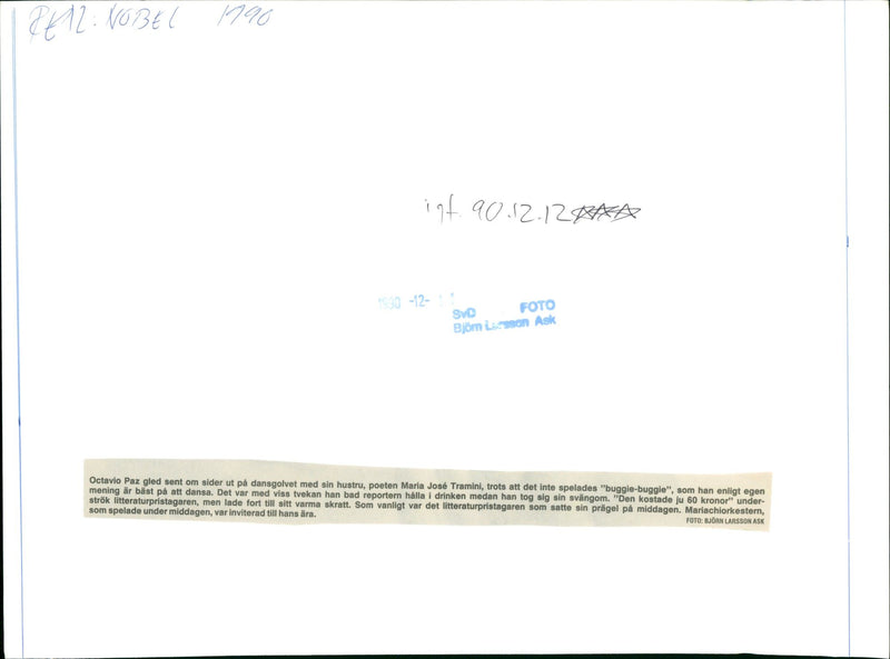 Litteraturpristagaren Octavio Paz dansar med sin hustru, poeten Maria José Tramini - Vintage Photograph