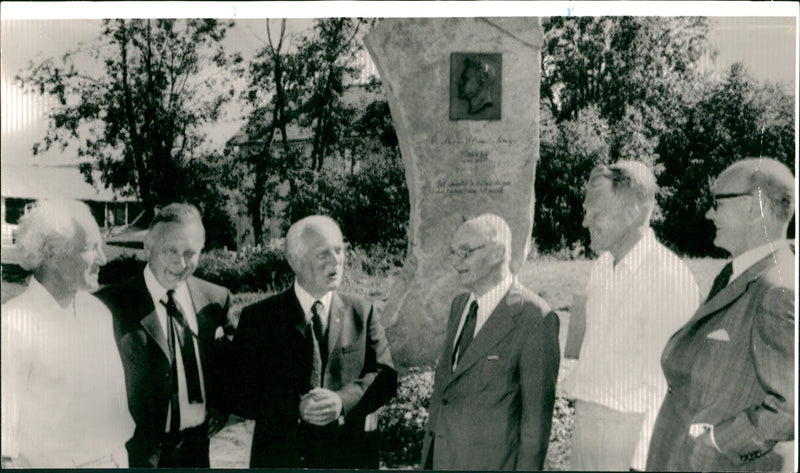 Wilhelm Peterson-Bergers minnessten inviges. Gustav Hederström, Arne Aulin, Erik Salvén, Edvin Sjödin och Birger Källén - Vintage Photograph