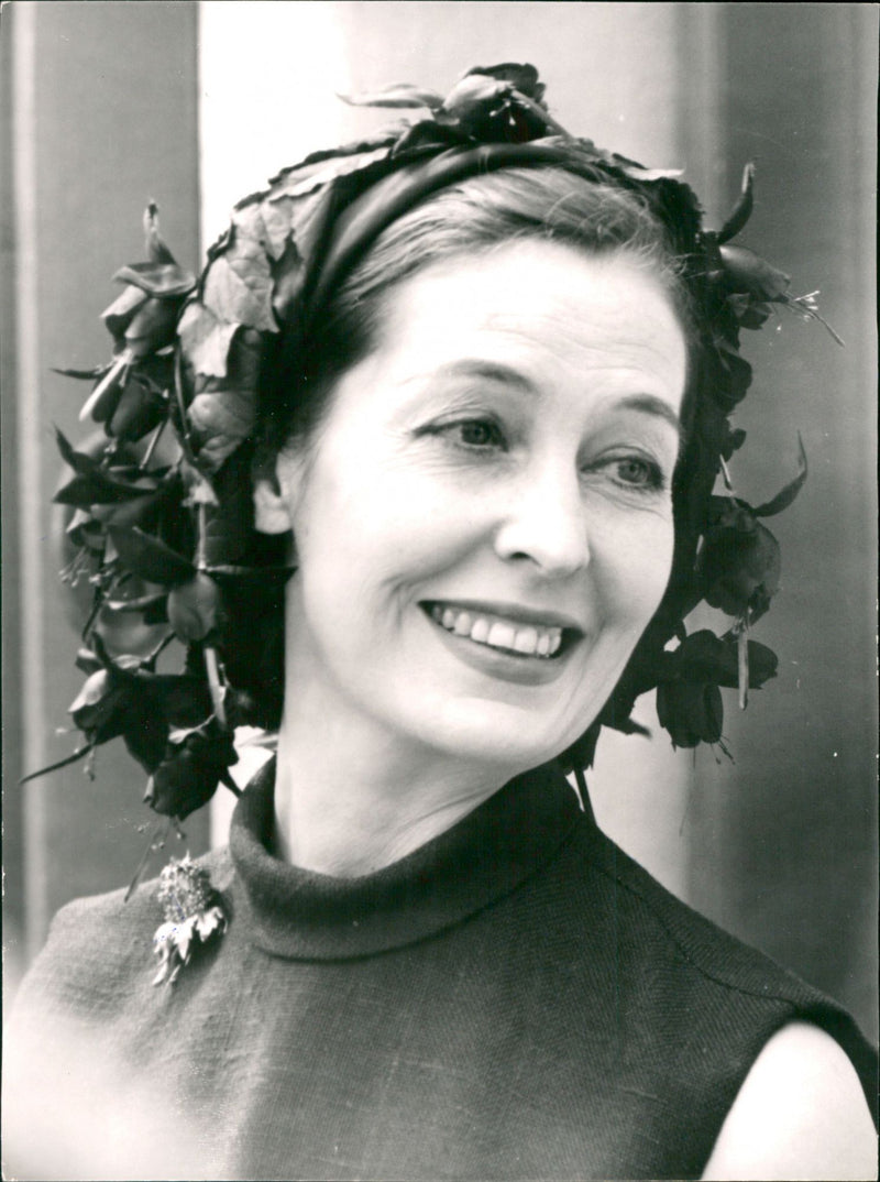 Valerie Hobson - Vintage Photograph