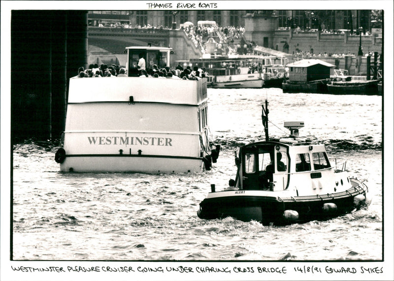 Thames - Vintage Photograph