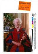 ELIZABETH QUEEN MUSIC ROYAL - Vintage Photograph