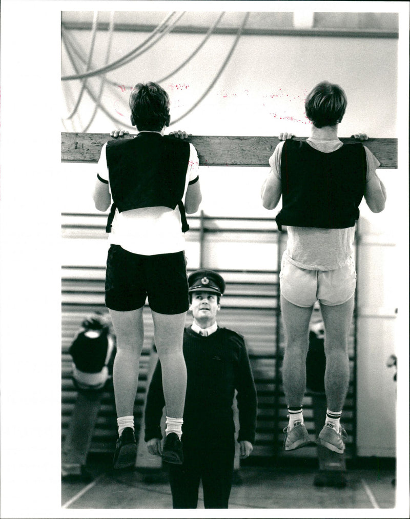 Army Recruiting - Vintage Photograph