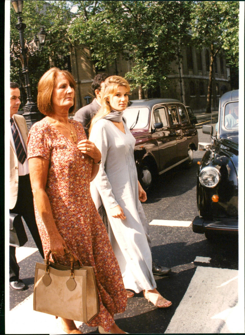 Jemima Khan and Lady Annabel Goldsmith. - Vintage Photograph