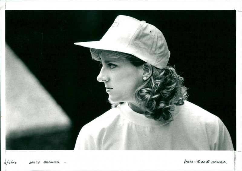 Sally Gunnell - Vintage Photograph