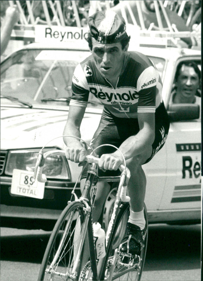 Angel Arroyo, Spanish bicycler. - Vintage Photograph