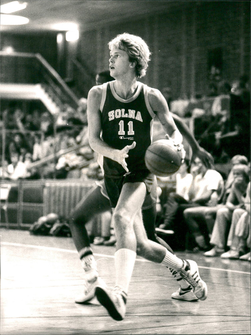 Swedish basketball player Leif Yttergren - Vintage Photograph