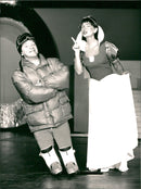 THEATER LITTER HAS CHARGE ENSEMBLE FREE HOST SWEDEN FILM - Vintage Photograph