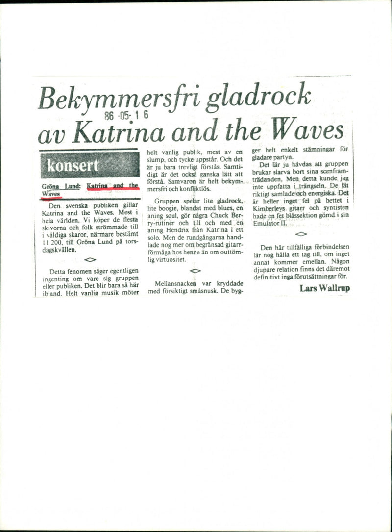 Katrina Leskanich, singer in the pop group Katrina and The Waves, concert Green Lund - Vintage Photograph