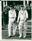 Len Hutton - Vintage Photograph