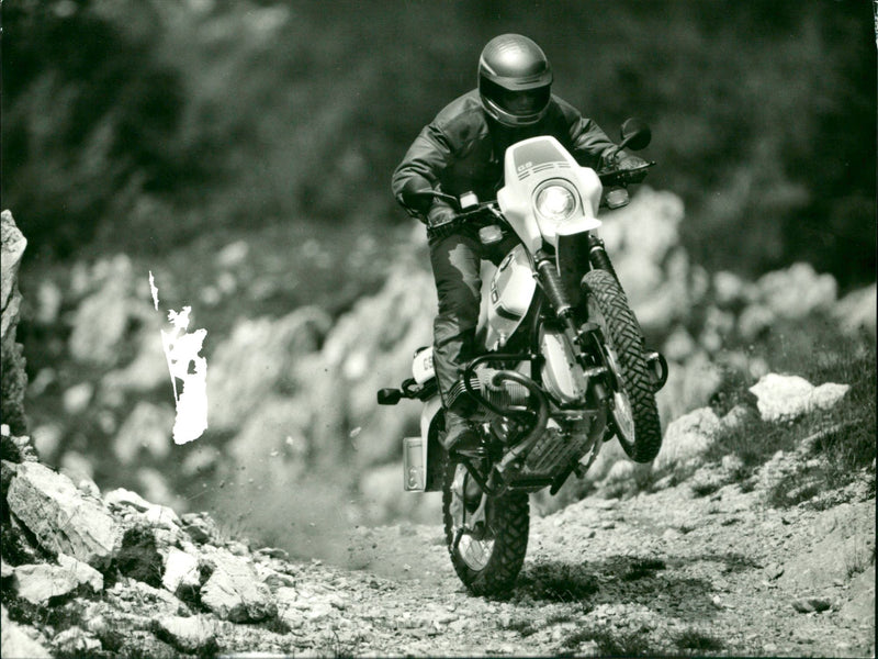 MOTORCYCLES - DIE ROOGS ZWEITE BMW GENERATION VON, DE, LA - Vintage Photograph