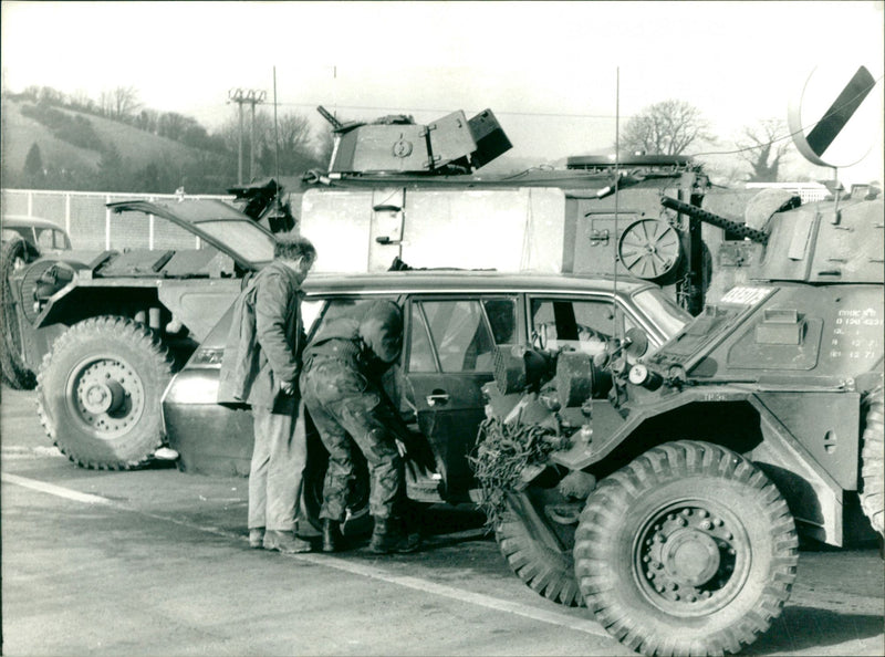 1972 - NORTHERN IRELAND ARCHIVE PRE SEE, CAR, ARMY, TAKEN - Vintage Photograph