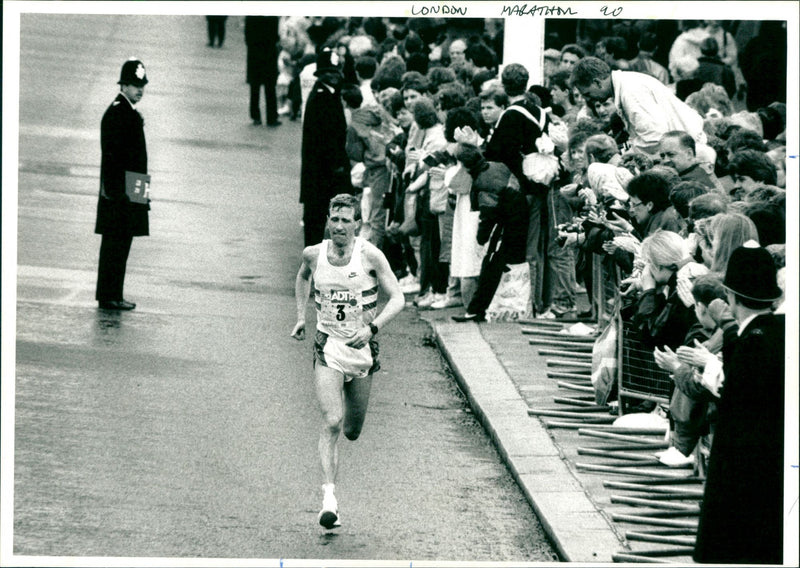 London Marathon 90 - Vintage Photograph
