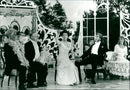 Park theater "Oh mein papa" musical comedy - Vintage Photograph