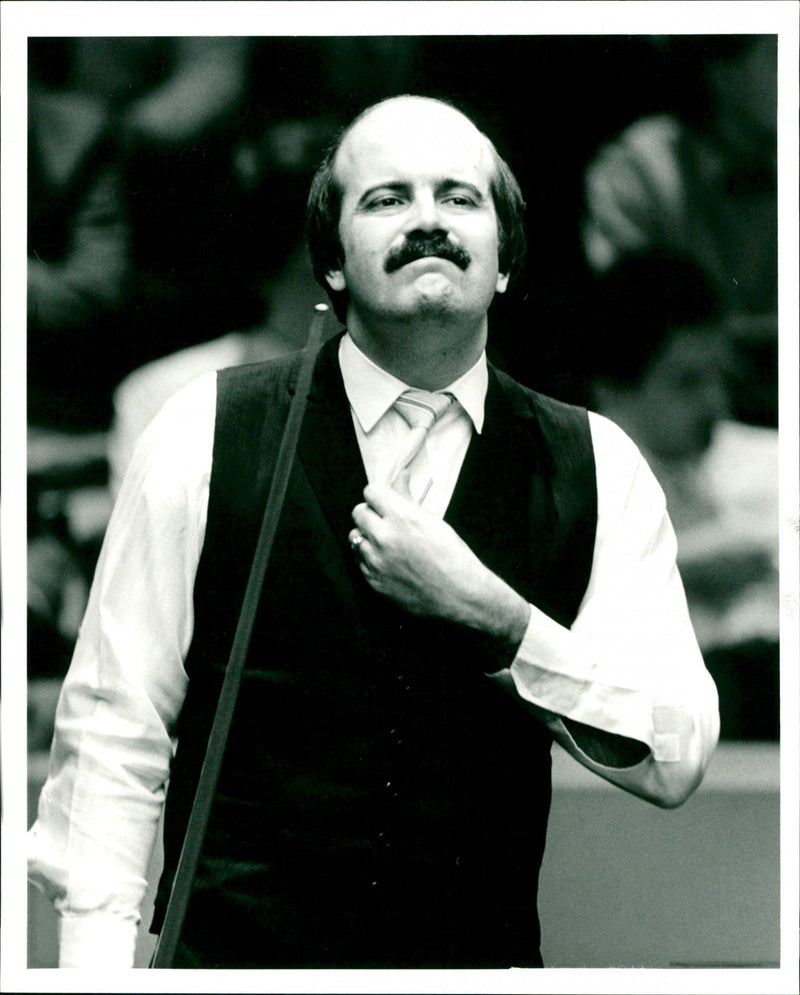 Willie Thorne - Vintage Photograph