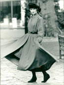 London Fashion Week 1987 - Vintage Photograph