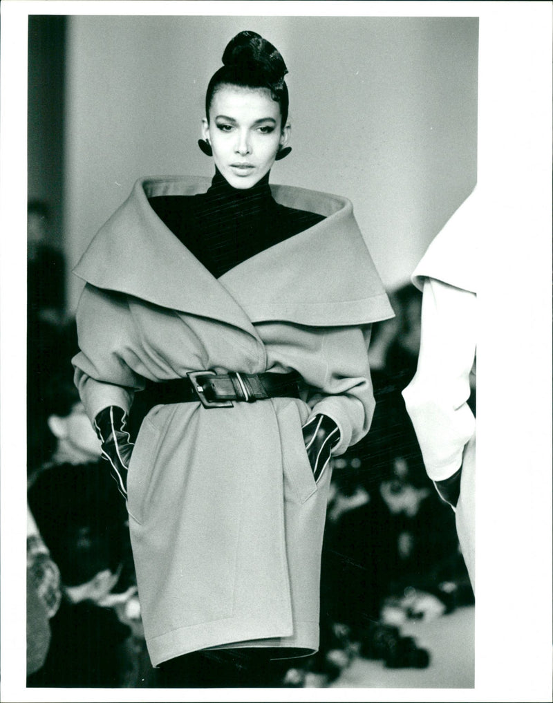 London Fashion Week 1987 - Vintage Photograph