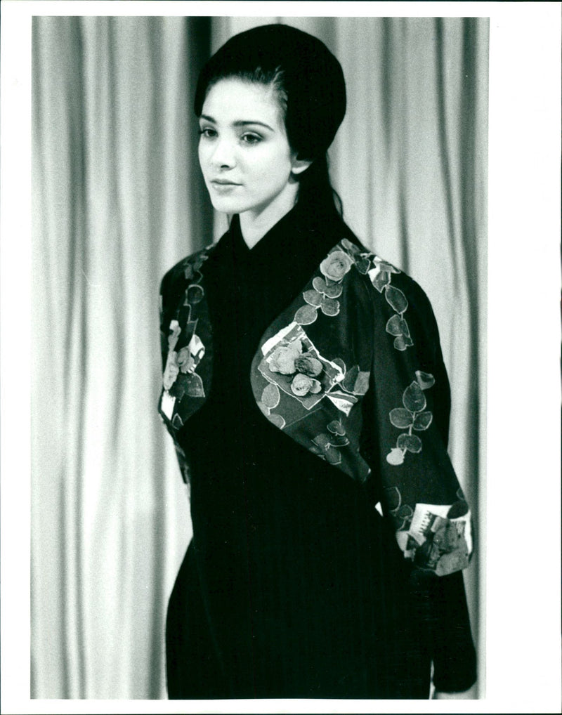 London Fashion Week 1987 - Vintage Photograph