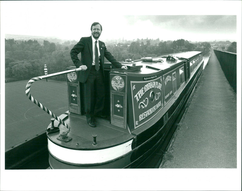 Election 1987 - Vintage Photograph