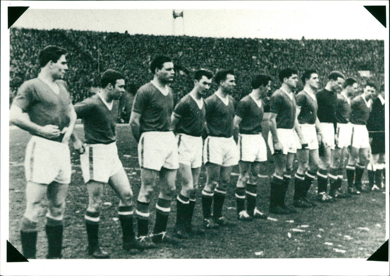 1958 - MUNICH AIR DISASTER PLEASE BORDER, CRASH, UNITED - Vintage Photograph