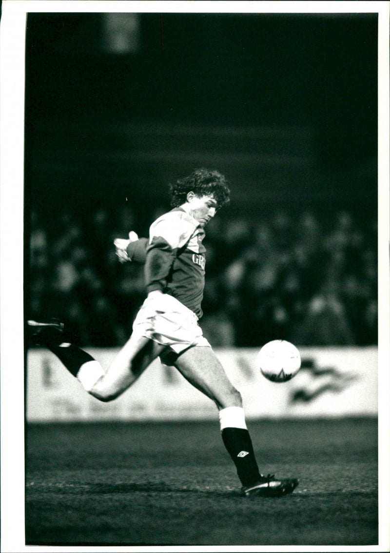 Dave Beasant - Vintage Photograph