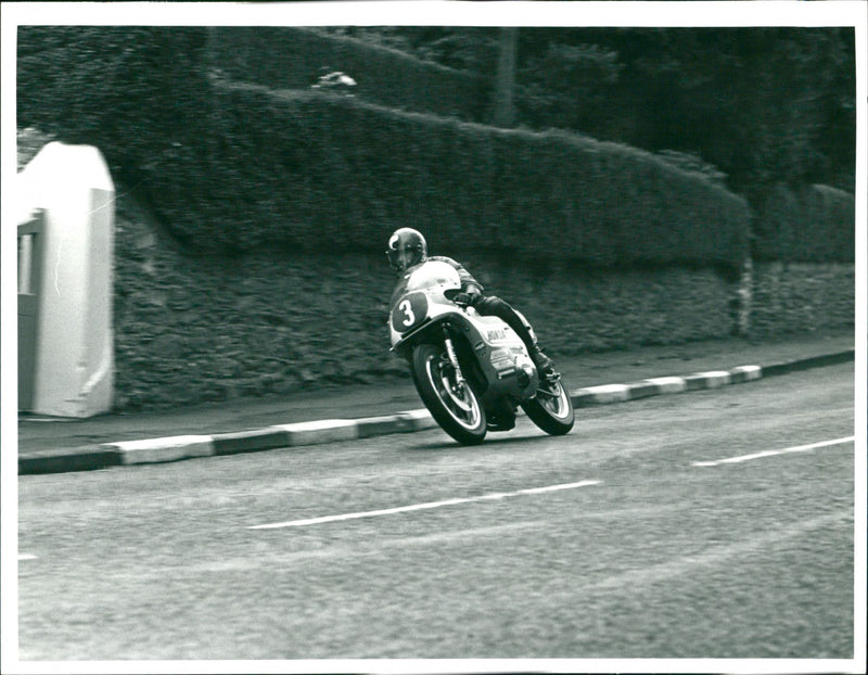 Ian Richards, Honda Formula 1, 1977 Isle of Man TT - Vintage Photograph