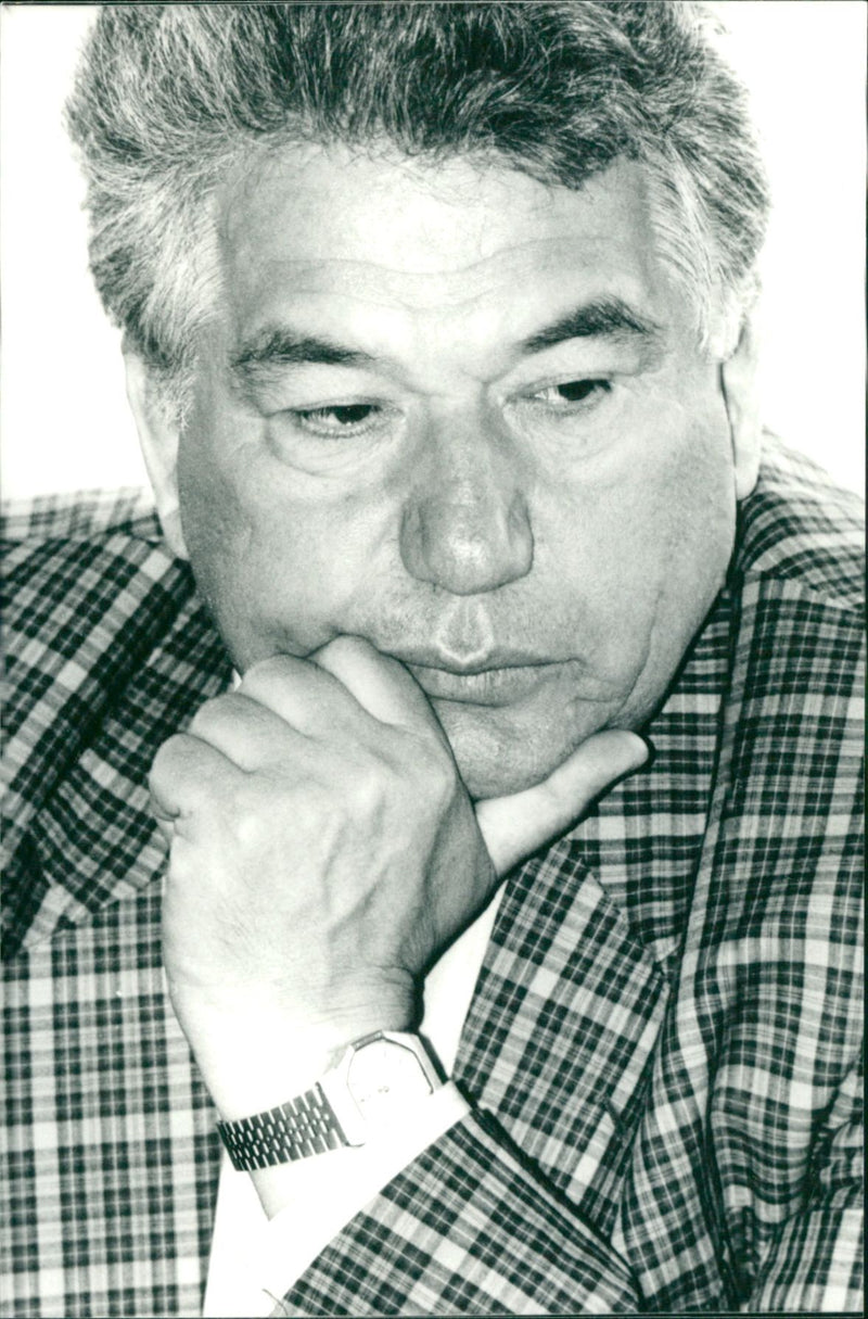 1986 RUSSIA WRITER - Vintage Photograph