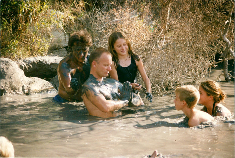 Dustin Hoffman and Sting with family get mud in Turkey - Vintage Photograph