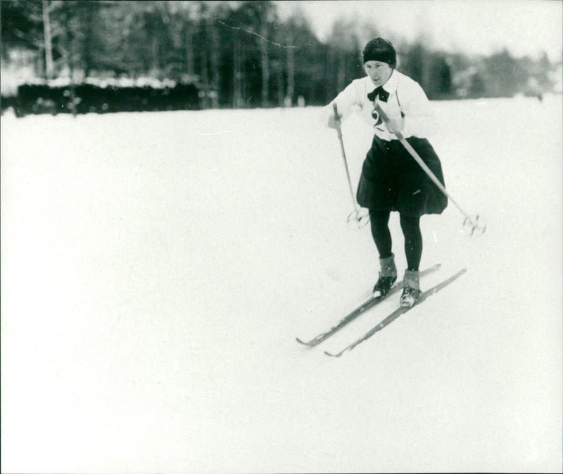 Elin Pikkuniemi - Vintage Photograph