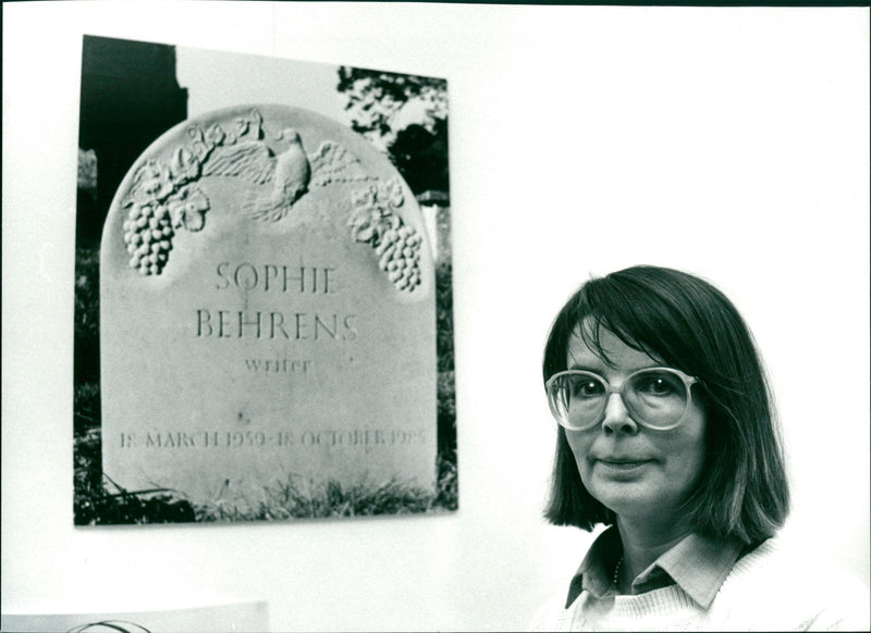 1959 KERR DAUGHTER WRITER - Vintage Photograph