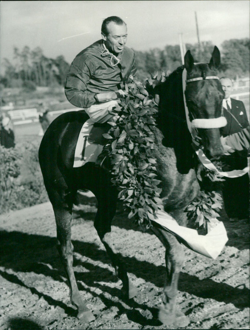 Albert Klimscha, jockey - Vintage Photograph