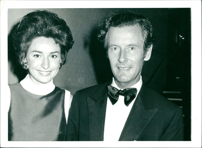 Group Captain Peter Townsend and his wife. - Vintage Photograph